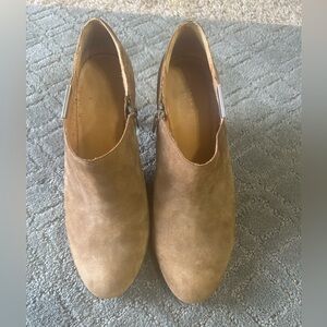 Coach Tan Suede heels
